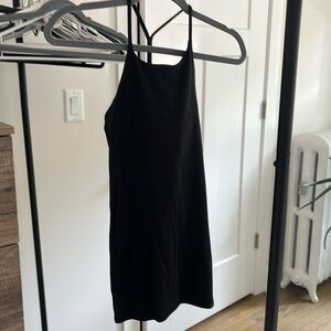 Lululemon black tank